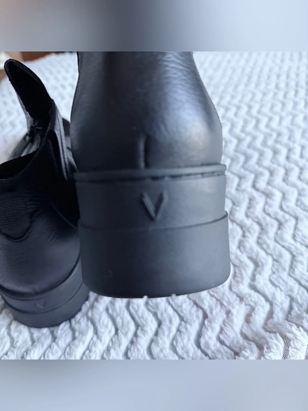 Vionic Uptown Sur Black Leather Comfort Waterproof Zipper Ankle Boots Sz 7 Wide